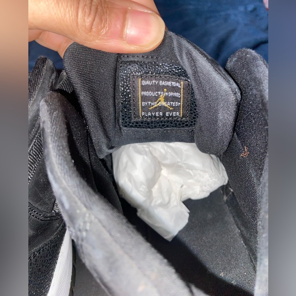 Air Jordan 11 Heiress. Size 10.5 M 12 W. Good condition comes with original box. - Picture 6 of 9